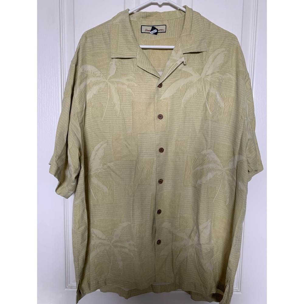 Tommy Bahama Yellow Men’s Silk Shirt Size Large